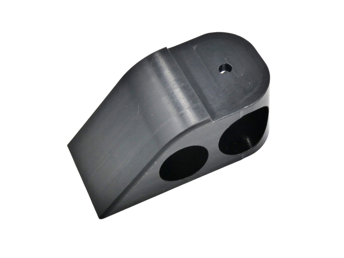 Moment MP2-1F, Entretoise supérieure de réservoir de carburant